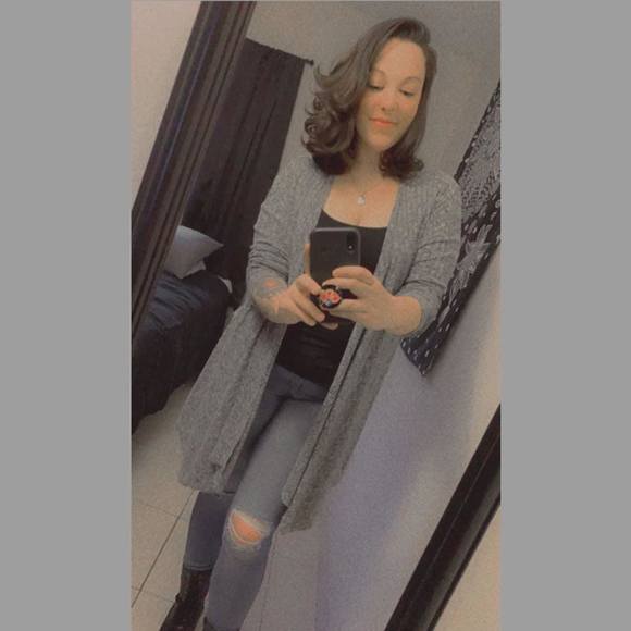 Meet your Posher, Casey - Picture 1 of 1